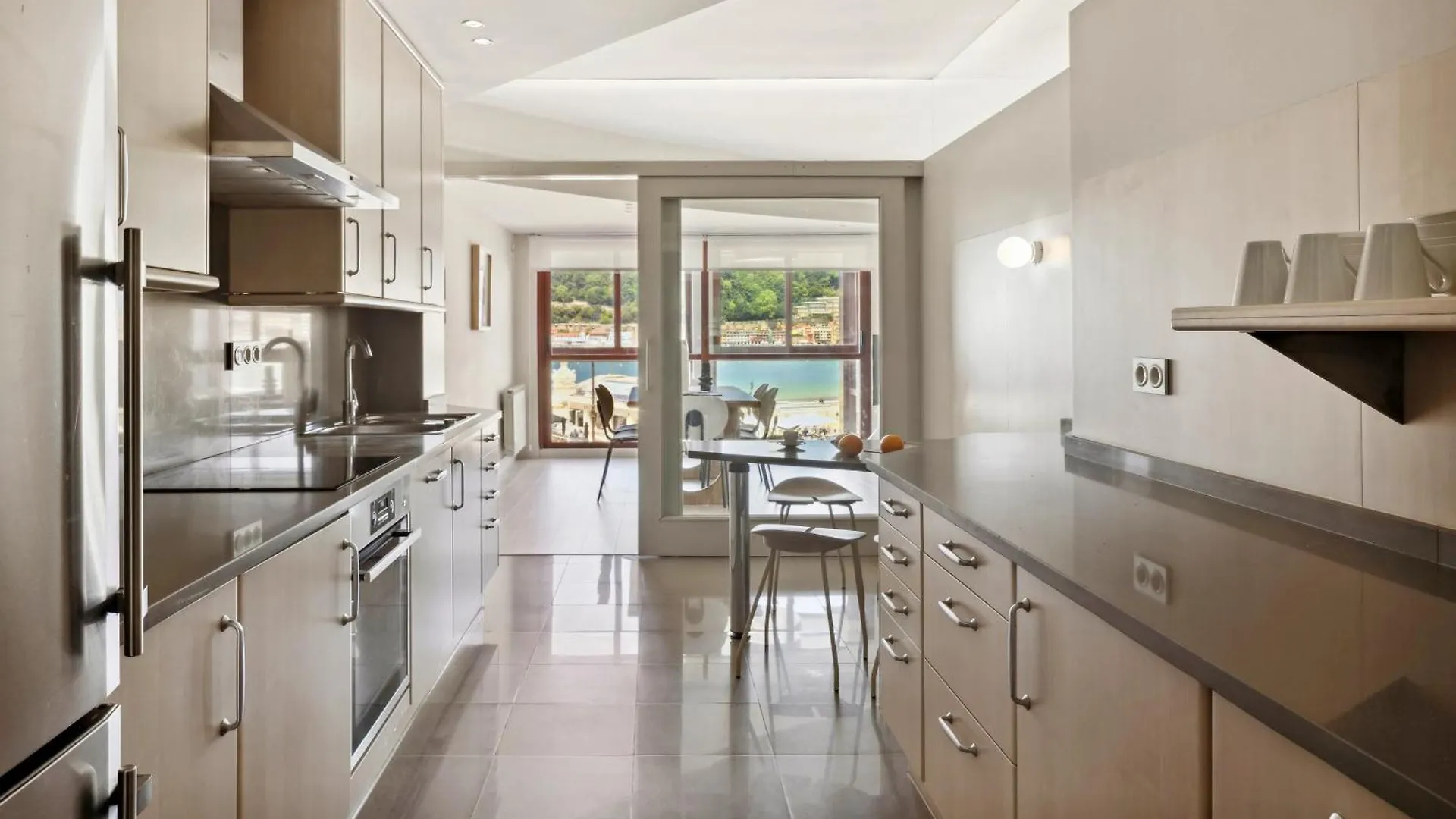 Playa De La Concha 9 By Feelfree Rentals San Sebastián 0*,  Španělsko